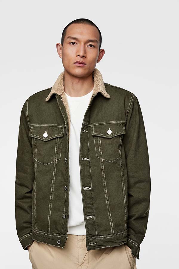 Модная джинсовая мужская куртка 2019 цвета хаки от бренда Zara джинсовая куртка зара 2019