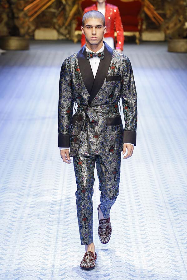 Модный мужской пиджак весна-лето 2019 от Dolce & Gabbana пиджак Dolce Gabbana 2019